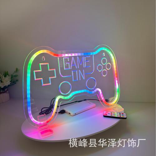 手指尖的霓虹盛宴 亚马逊幻彩游戏手柄评测体验